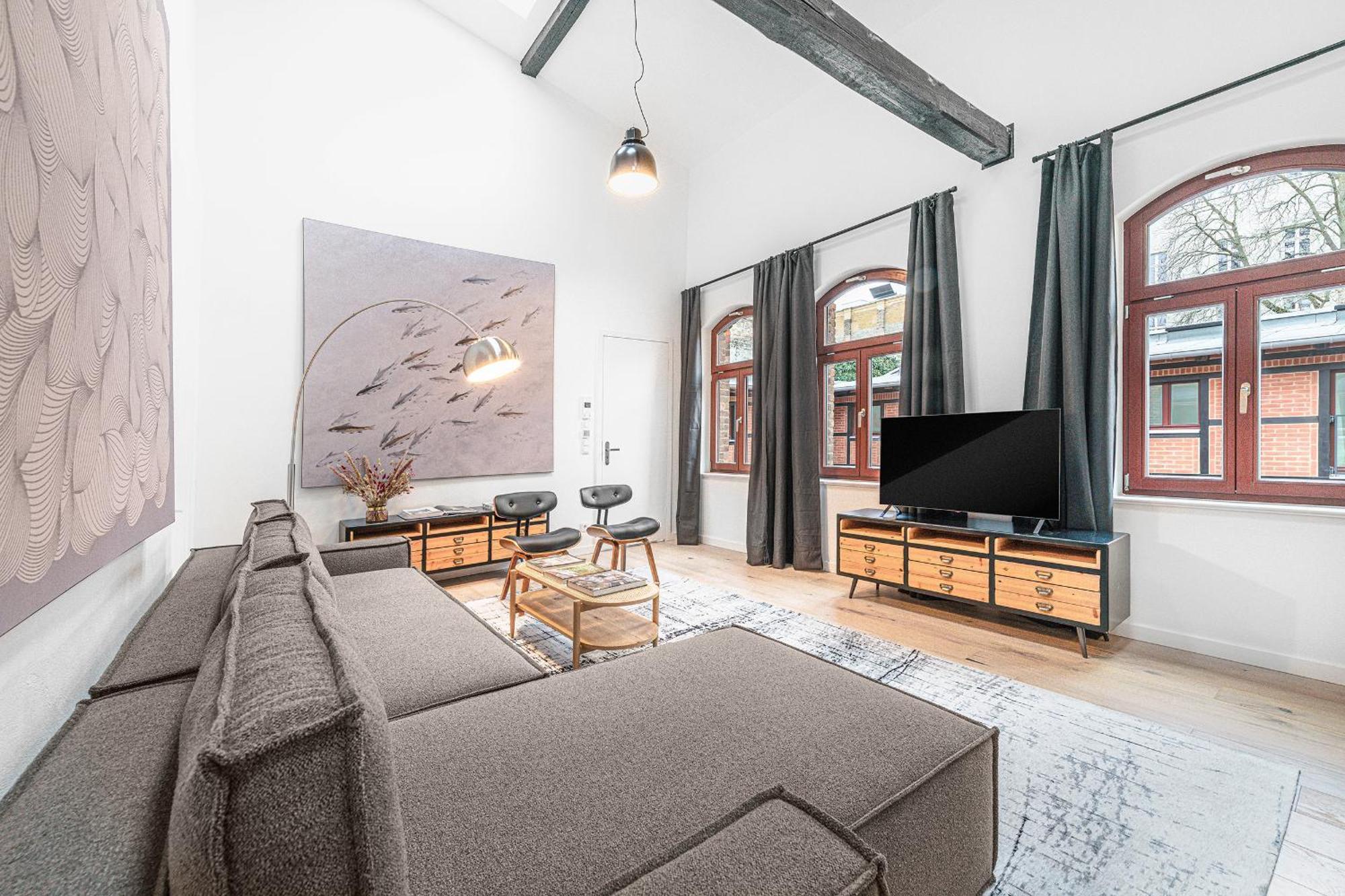 Apartamento Mitte Loft On 2floors, 150 Qaudratmeter, 2brs, 2bathrooms, Living Room, Dinning Up To 8 Ppl Berlim